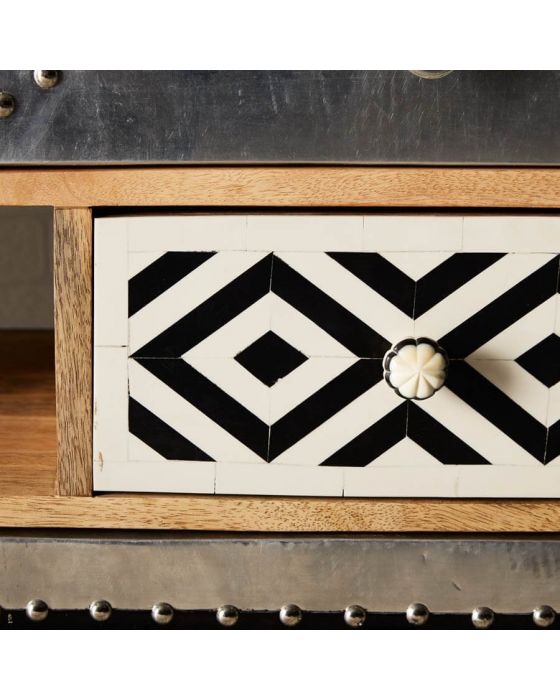 Retro Patch 7 Drawer Chest